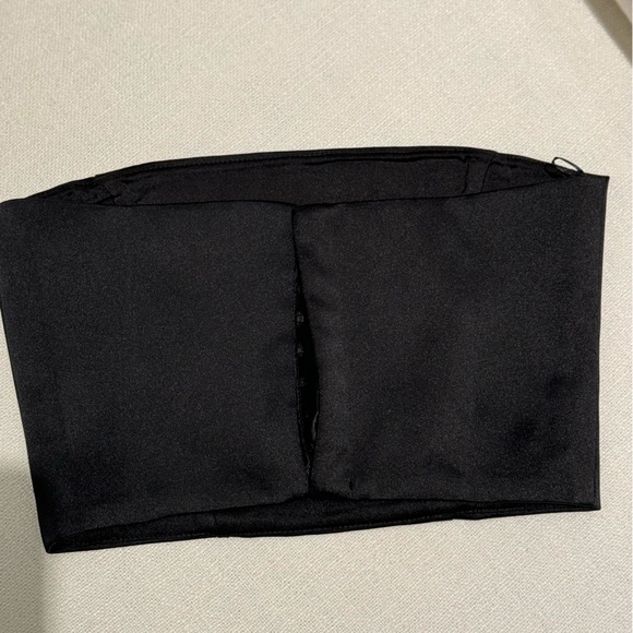 🖤Black Satin Effect Strapless Crop Top by Zara - size XS - NWOT - never worn!🖤 - Picture 3 of 5